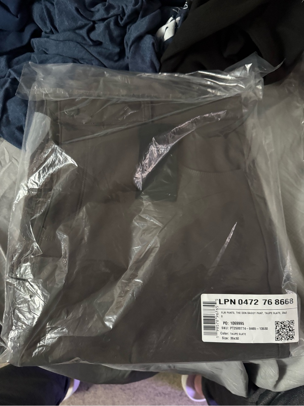 Fabletics Taupe Slate Men’s Joggers